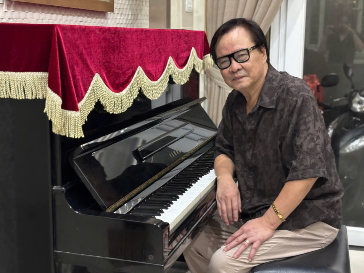 NSƯT Tiến Hỷ và tình yêu dành cho âm nhạc trên sóng VOV